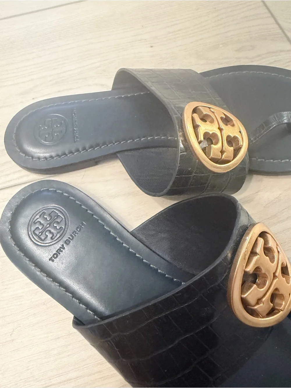 Tory Burch Black Croc-Embossed Leather Slide Sandals with Gold Logo